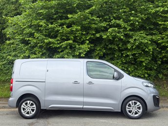 View our VAUXHALL VIVARO