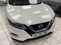USED 2021 70 NISSAN QASHQAI 1.3 DIG-T N-Motion SUV 5dr Petrol Manual Euro 6 (s/s) (140 ps) STORM WHITE / 3D QUITLED NAPPA LEATHER / PANORAMIC ROOF / TOUCHSCREEN APPLE CARPLAY & ANDROID AUTO / REAR SENSORS / 360 CAMERAS / HEATED SEATS / DAB / CRUISE CONTROL