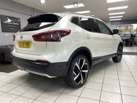 USED 2021 70 NISSAN QASHQAI 1.3 DIG-T N-Motion SUV 5dr Petrol Manual Euro 6 (s/s) (140 ps) STORM WHITE / 3D QUITLED NAPPA LEATHER / PANORAMIC ROOF / TOUCHSCREEN APPLE CARPLAY & ANDROID AUTO / REAR SENSORS / 360 CAMERAS / HEATED SEATS / DAB / CRUISE CONTROL