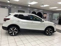 USED 2021 70 NISSAN QASHQAI 1.3 DIG-T N-Motion SUV 5dr Petrol Manual Euro 6 (s/s) (140 ps) STORM WHITE / 3D QUITLED NAPPA LEATHER / PANORAMIC ROOF / TOUCHSCREEN APPLE CARPLAY & ANDROID AUTO / REAR SENSORS / 360 CAMERAS / HEATED SEATS / DAB / CRUISE CONTROL