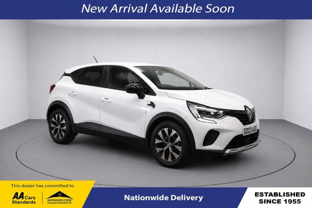 View our RENAULT CAPTUR