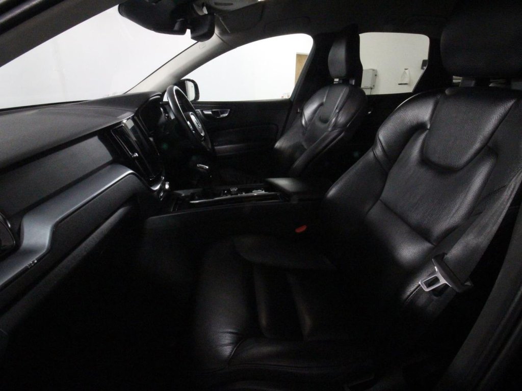 USED 2018 18 VOLVO XC60 2.0 D4 Momentum SUV 5dr Diesel Manual AWD Euro 6 (s/s) (190 ps) 