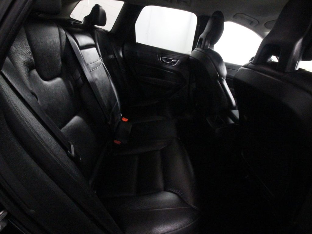 USED 2018 18 VOLVO XC60 2.0 D4 Momentum SUV 5dr Diesel Manual AWD Euro 6 (s/s) (190 ps) 