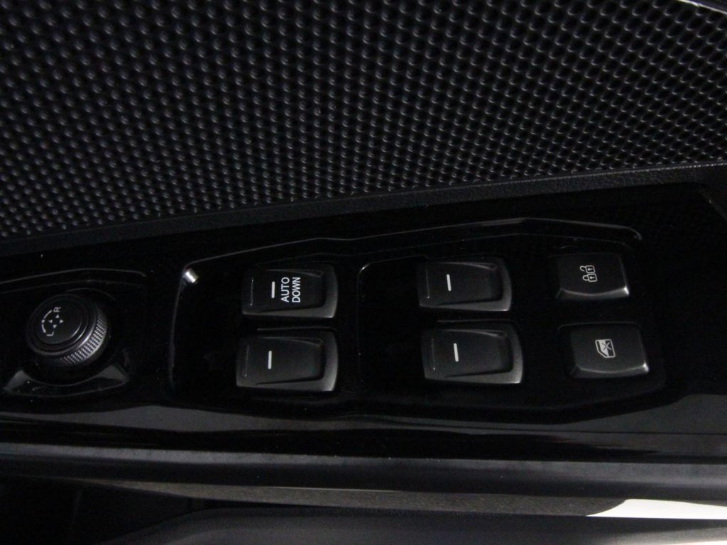 USED 2021 71 SSANGYONG TIVOLI 1.6D Ultimate SUV 5dr Diesel Auto Euro 6 (136 ps) 