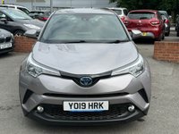 USED 2019 19 TOYOTA C-HR 1.8 VVT-h Icon SUV 5dr Petrol Hybrid CVT Euro 6 (s/s) (122 ps) 