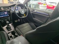 USED 2019 19 VOLKSWAGEN GOLF 2.0 TSI R Hatchback 5dr Petrol DSG 4Motion Euro 6 (s/s) (300 ps) 