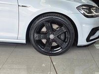 USED 2019 19 VOLKSWAGEN GOLF 2.0 TSI R Hatchback 5dr Petrol DSG 4Motion Euro 6 (s/s) (300 ps) 