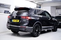 USED 2017 17 VOLKSWAGEN TIGUAN 2.0 TDI R-Line DSG 4Motion Euro 6 (s/s) 5dr PANORAMIC ROOF | BLACK ALLOYS