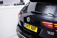 USED 2017 17 VOLKSWAGEN TIGUAN 2.0 TDI R-Line DSG 4Motion Euro 6 (s/s) 5dr PANORAMIC ROOF | BLACK ALLOYS