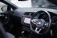 USED 2017 17 VOLKSWAGEN TIGUAN 2.0 TDI R-Line DSG 4Motion Euro 6 (s/s) 5dr PANORAMIC ROOF | BLACK ALLOYS