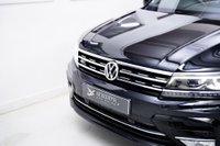 USED 2017 17 VOLKSWAGEN TIGUAN 2.0 TDI R-Line DSG 4Motion Euro 6 (s/s) 5dr PANORAMIC ROOF | BLACK ALLOYS