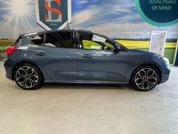 USED 2019 68 FORD FOCUS 1.0T EcoBoost ST-Line X Hatchback 5 Door Petrol Manual Blue Euro 6 1 Former Keeper +BLUETOOTH+CRUISE+PARK SENSORS+