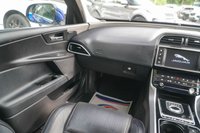 USED 2016 66 JAGUAR XE 2.0d Portfolio Saloon 4dr Diesel Auto Euro 6 (s/s) (180 ps) 