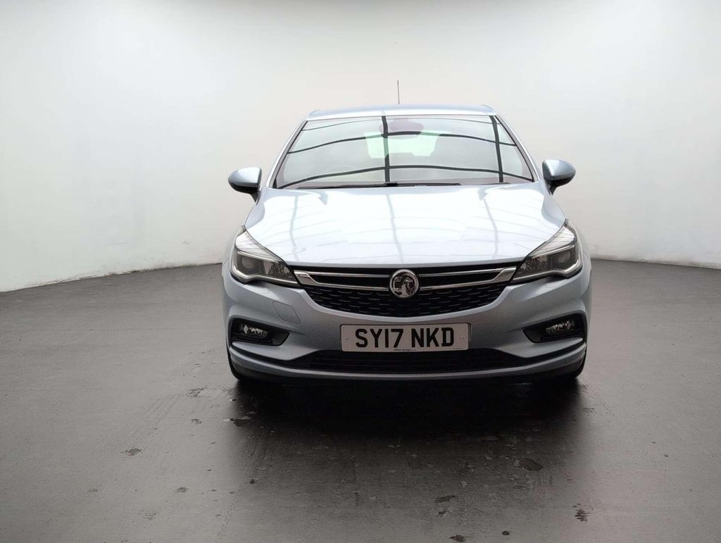Used 2017 17 VAUXHALL ASTRA 1.4 Astra SRi T 5dr CLICK+COLLECT / HOME DELIVERY