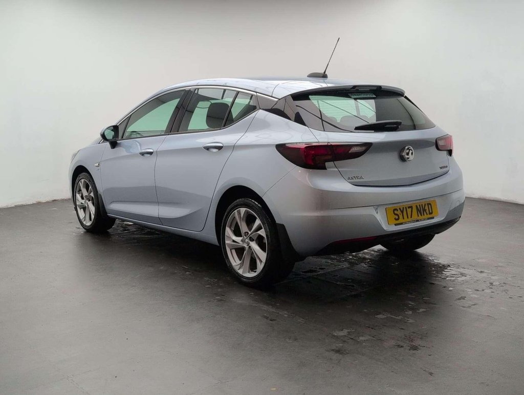 Used 2017 17 VAUXHALL ASTRA 1.4 Astra SRi T 5dr CLICK+COLLECT / HOME DELIVERY