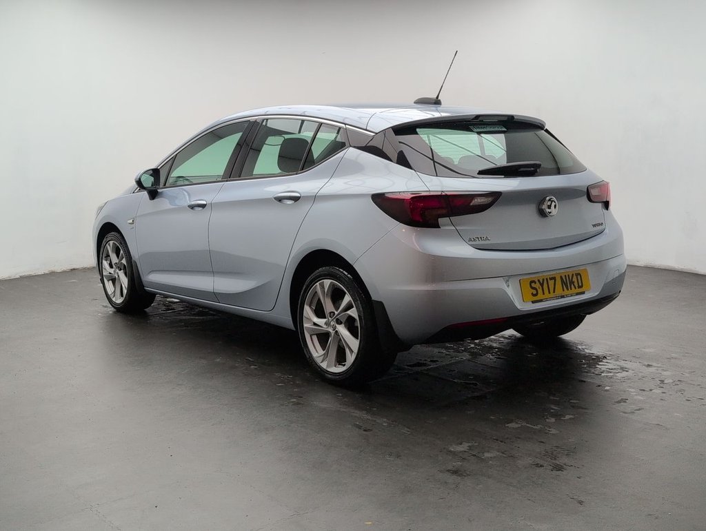 Used 2017 17 VAUXHALL ASTRA 1.4 Astra SRi T 5dr CLICK+COLLECT / HOME DELIVERY