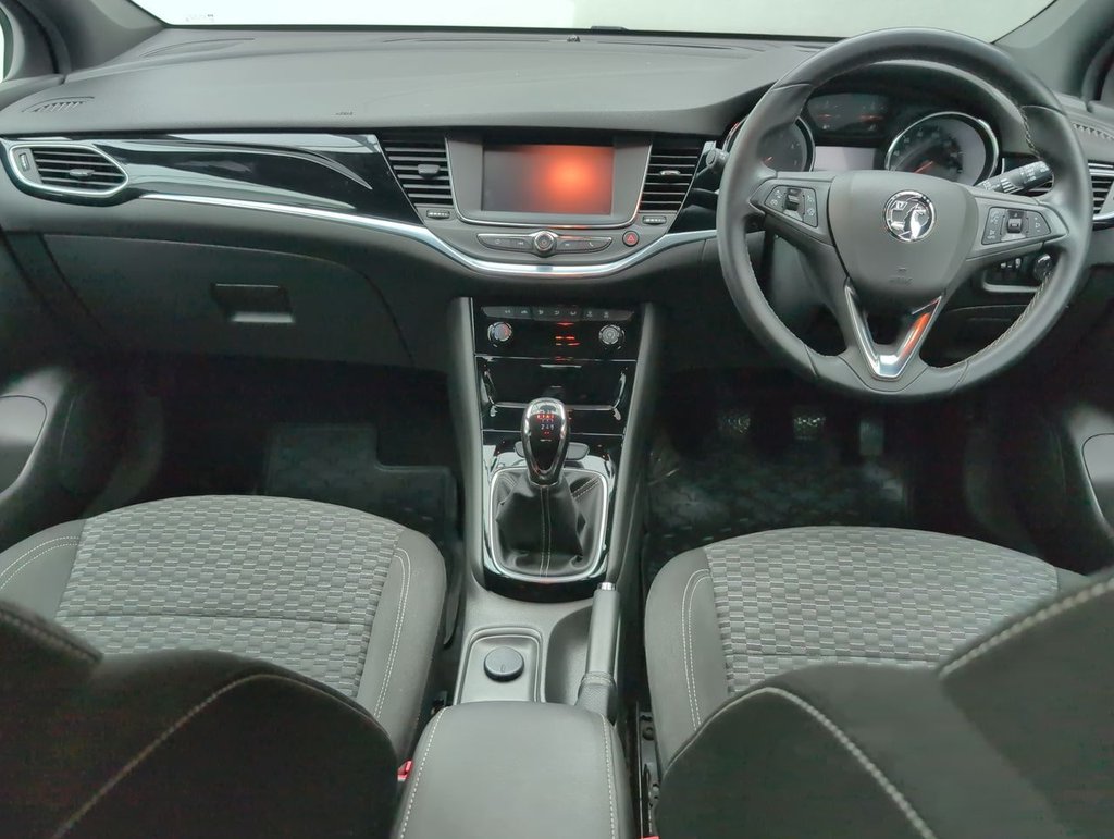Used 2017 17 VAUXHALL ASTRA 1.4 Astra SRi T 5dr CLICK+COLLECT / HOME DELIVERY