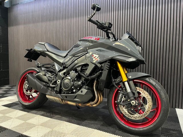 View our SUZUKI KATANA 1000