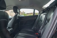 USED 2018 68 JAGUAR XE 2.0d Portfolio Saloon 4dr Diesel Auto Euro 6 (s/s) (180 ps) 