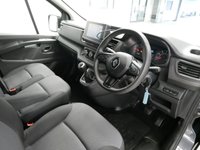 USED 2022 72 RENAULT TRAFIC SL28 2.0 BLUEDCI 130 BHP SWB BUSINESS PLUS + AIR CON | CARPLAY | SENSORS | 3 SEATS