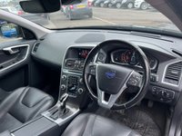 USED 2014 14 VOLVO XC60 2.4 D5 SE Lux Nav SUV 5dr Diesel Geartronic AWD Euro 5 (215 ps) 