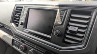 USED 2020 20 VOLKSWAGEN CRAFTER MWB High Roof Trendline Automatic Tdi 140 PS CR35 With Air Conditioning, Electric Pack, Parking Sensors, Bulkhead, Ply Lining finished in 