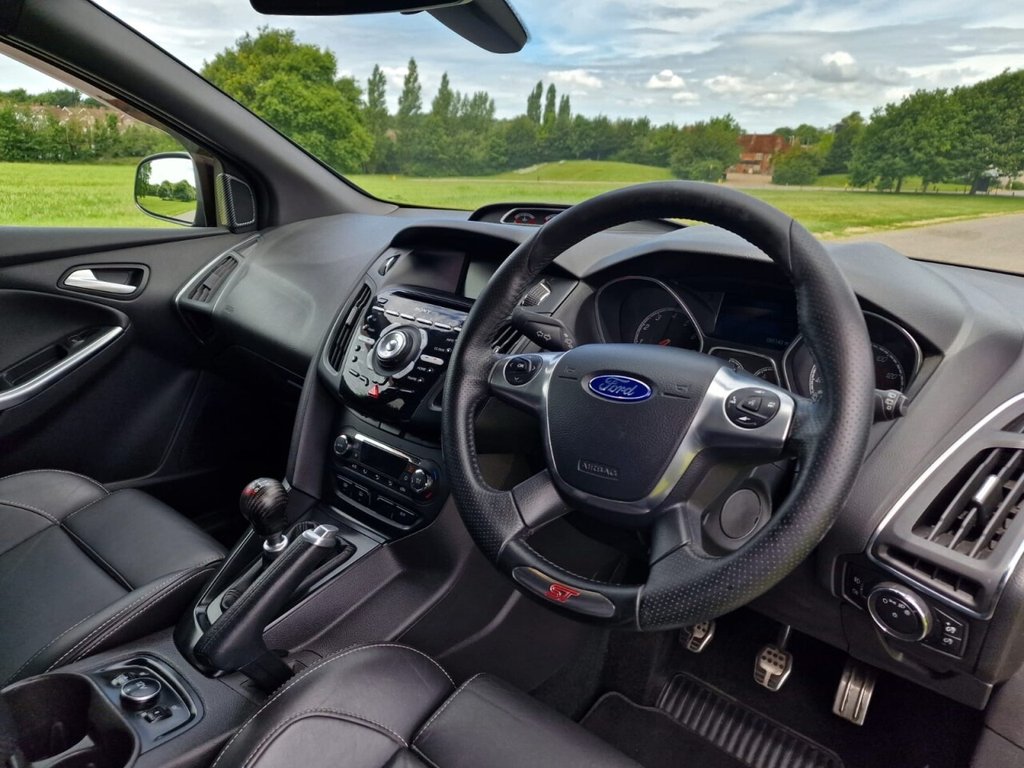 USED 2014 14 FORD FOCUS 2.0T EcoBoost ST-3 Hatchback 5dr Petrol Manual Euro 5 (s/s) (250 ps) FINANCE AVAILABLE