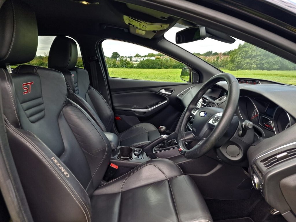 USED 2014 14 FORD FOCUS 2.0T EcoBoost ST-3 Hatchback 5dr Petrol Manual Euro 5 (s/s) (250 ps) FINANCE AVAILABLE