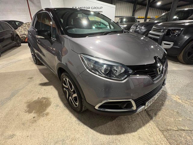 View our RENAULT CAPTUR