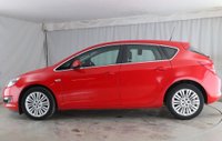 USED 2015 15 VAUXHALL ASTRA 1.4i Excite Euro 6 5dr Full 9 Stamp Service History