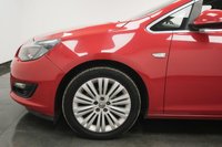 USED 2015 15 VAUXHALL ASTRA 1.4i Excite Euro 6 5dr Full 9 Stamp Service History