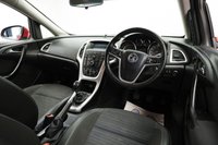 USED 2015 15 VAUXHALL ASTRA 1.4i Excite Euro 6 5dr Full 9 Stamp Service History