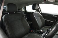 USED 2015 15 VAUXHALL ASTRA 1.4i Excite Euro 6 5dr Full 9 Stamp Service History