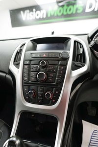 USED 2015 15 VAUXHALL ASTRA 1.4i Excite Euro 6 5dr Full 9 Stamp Service History