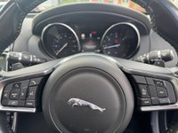 USED 2017 17 JAGUAR XE 2.0d R-Sport Saloon 4dr Diesel Auto AWD Euro 6 (s/s) (180 ps) 
