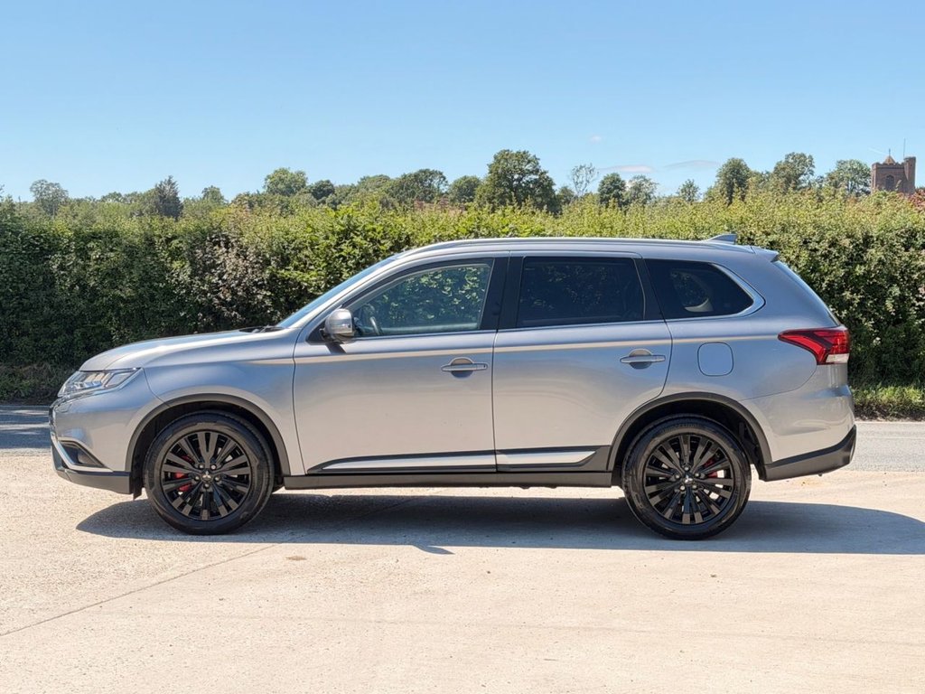 USED 2019 19 MITSUBISHI OUTLANDER 2.0 MIVEC 4 SUV 5dr Petrol CVT 4WD Euro 6 (s/s) (150 ps) 8 Services|Heated Seats|360 View Camera|