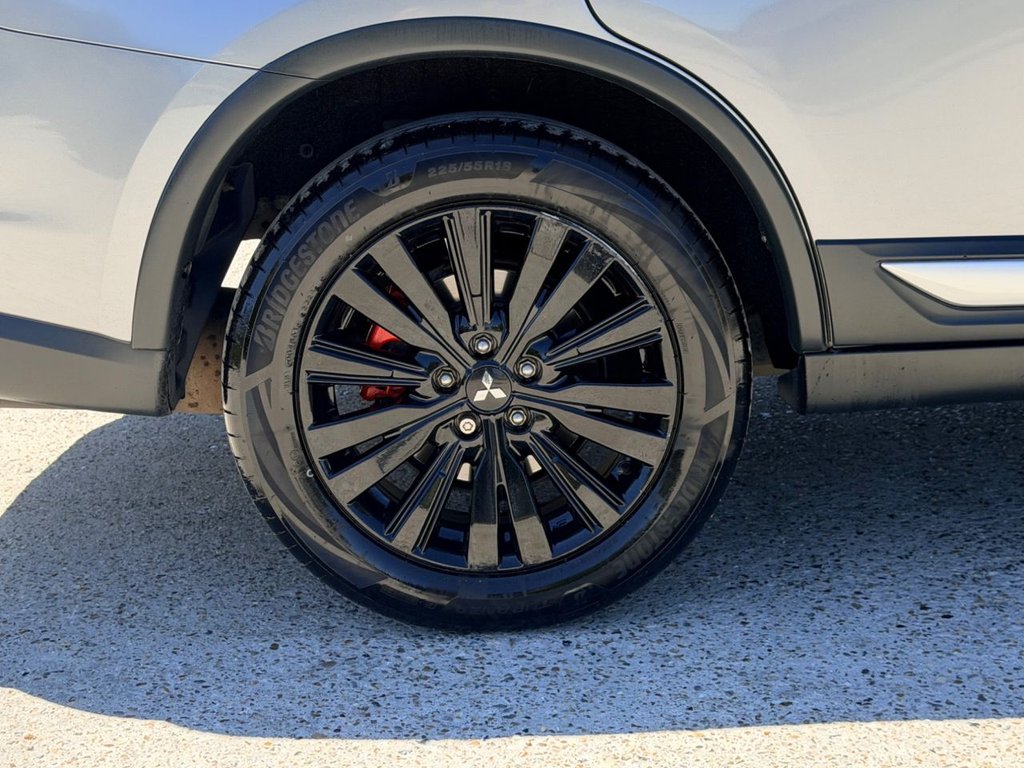 USED 2019 19 MITSUBISHI OUTLANDER 2.0 MIVEC 4 SUV 5dr Petrol CVT 4WD Euro 6 (s/s) (150 ps) 8 Services|Heated Seats|360 View Camera|