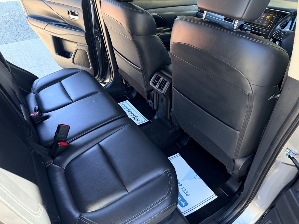 USED 2019 19 MITSUBISHI OUTLANDER 2.0 MIVEC 4 SUV 5dr Petrol CVT 4WD Euro 6 (s/s) (150 ps) 8 Services|Heated Seats|360 View Camera|