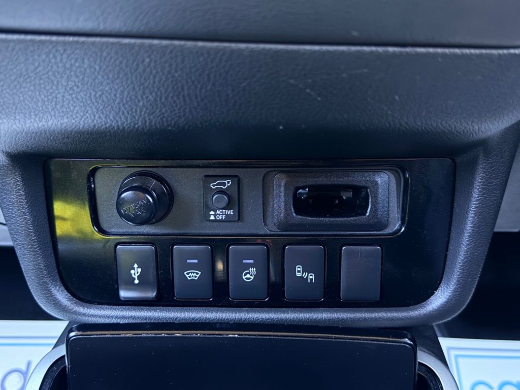 USED 2019 19 MITSUBISHI OUTLANDER 2.0 MIVEC 4 SUV 5dr Petrol CVT 4WD Euro 6 (s/s) (150 ps) 8 Services|Heated Seats|360 View Camera|