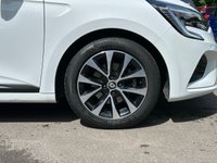 USED 2023 23 RENAULT CLIO 1.6 E-TECH Evolution Hatchback 5dr Petrol Hybrid Auto Euro 6 (s/s) (145 ps) BY APPOINTMENT ONLY - Alloy Wheels, Air Con, Apple Car Play & Android Auto, Rear Parking Sensors, Cruise Control, MHEV, Sat Nav, Eco Mode, LED Lights.