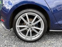 USED 2017 67 VOLKSWAGEN GOLF 2.0 TDI R-Line Hatchback 5dr Diesel DSG Euro 6 (s/s) (150 ps) * MOT APRIL 2027 - SERVICE HISTORY INC T/BELT - ALLOYS *