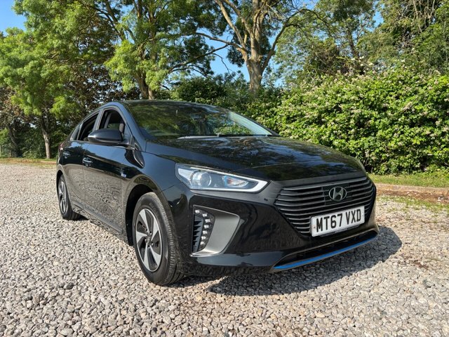 View our Hyundai Ioniq 1.6 h-GDi Premium Hatchback 5dr Petrol Hybrid DCT Euro 6 (s/s) (141 ps)