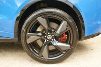 USED 2023 23 JAGUAR F-PACE 5.0 P550 V8 SVR SUV 5dr Petrol Quickshift AWD Euro 6 (s/s) (550 ps) Pan Roof Head Up Display