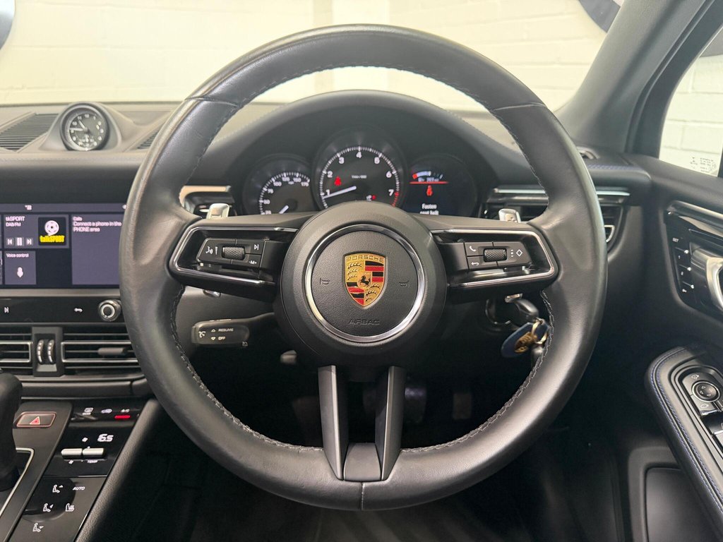 USED 2022 72 PORSCHE MACAN 2.0T PDK 4WD Euro 6 (s/s) 5dr BIG SPEC|LOW MILES