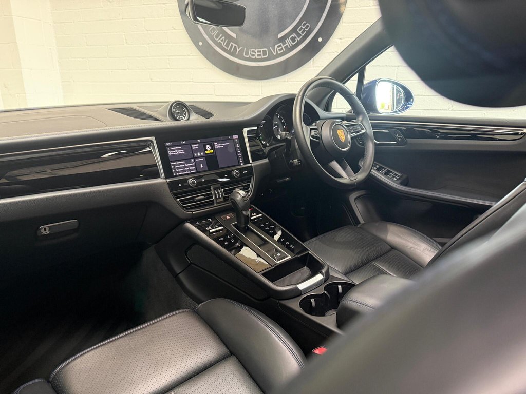 USED 2022 72 PORSCHE MACAN 2.0T PDK 4WD Euro 6 (s/s) 5dr BIG SPEC|LOW MILES