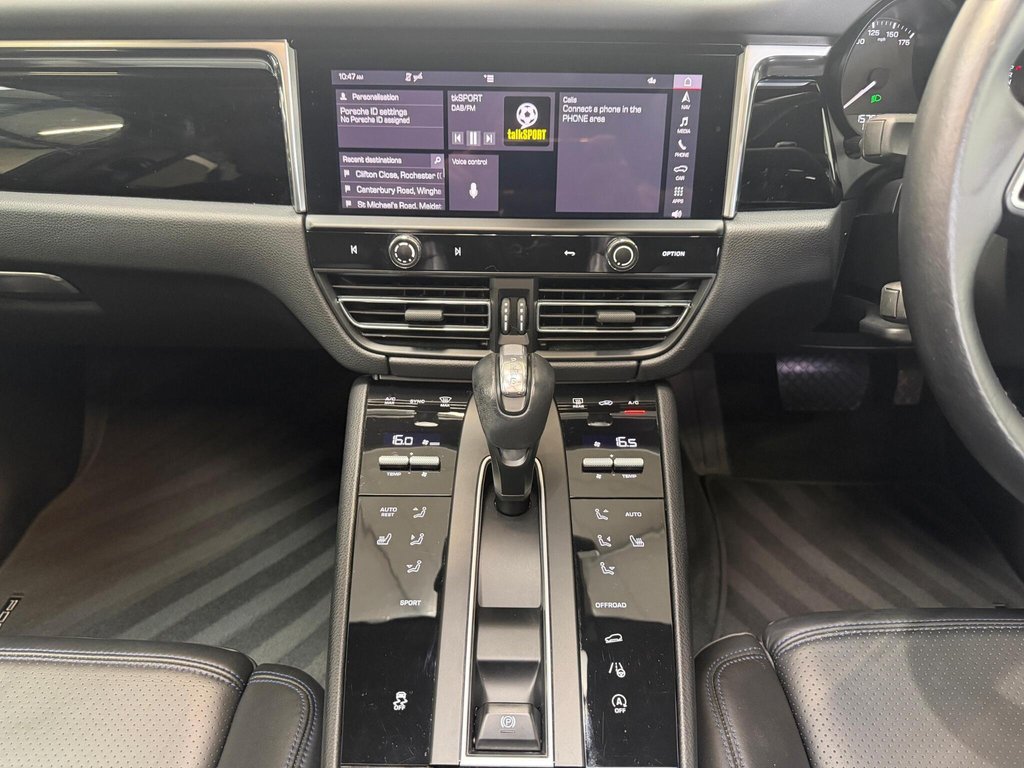 USED 2022 72 PORSCHE MACAN 2.0T PDK 4WD Euro 6 (s/s) 5dr BIG SPEC|LOW MILES