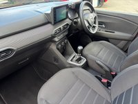 USED 2022 22 DACIA SANDERO 1.0 TCe Comfort Hatchback 5dr Petrol Manual Euro 6 (s/s) (90 ps) Reversing Camera System