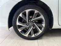 USED 2016 16 TOYOTA AURIS 1.8 VVT-h Design Hatchback 5dr Petrol Hybrid CVT Euro 6 (s/s) (136 ps) 