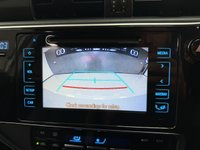 USED 2016 16 TOYOTA AURIS 1.8 VVT-h Design Hatchback 5dr Petrol Hybrid CVT Euro 6 (s/s) (136 ps) 