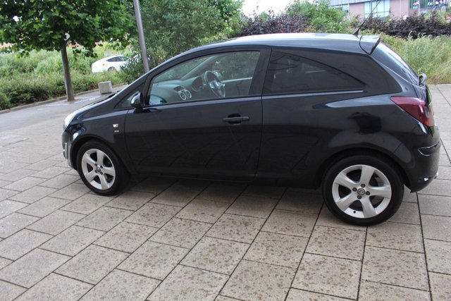 View our VAUXHALL CORSA